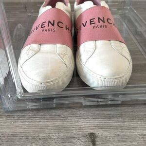 Size 39. Givenchy authentic.